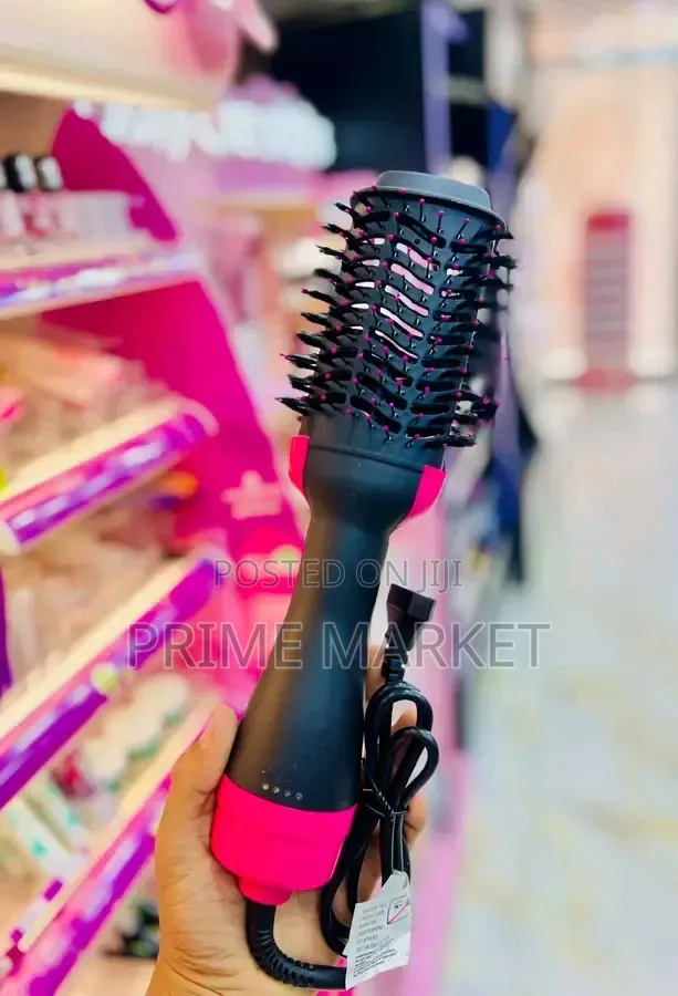  3-in-1 Hair Styler - Dry, Straighten & Curl With One Brush! 