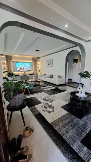 Furnished 6bdrm Villa in ለገጣፎ አባክሮስ ጀርባ, Oromia-Finfinne for sale