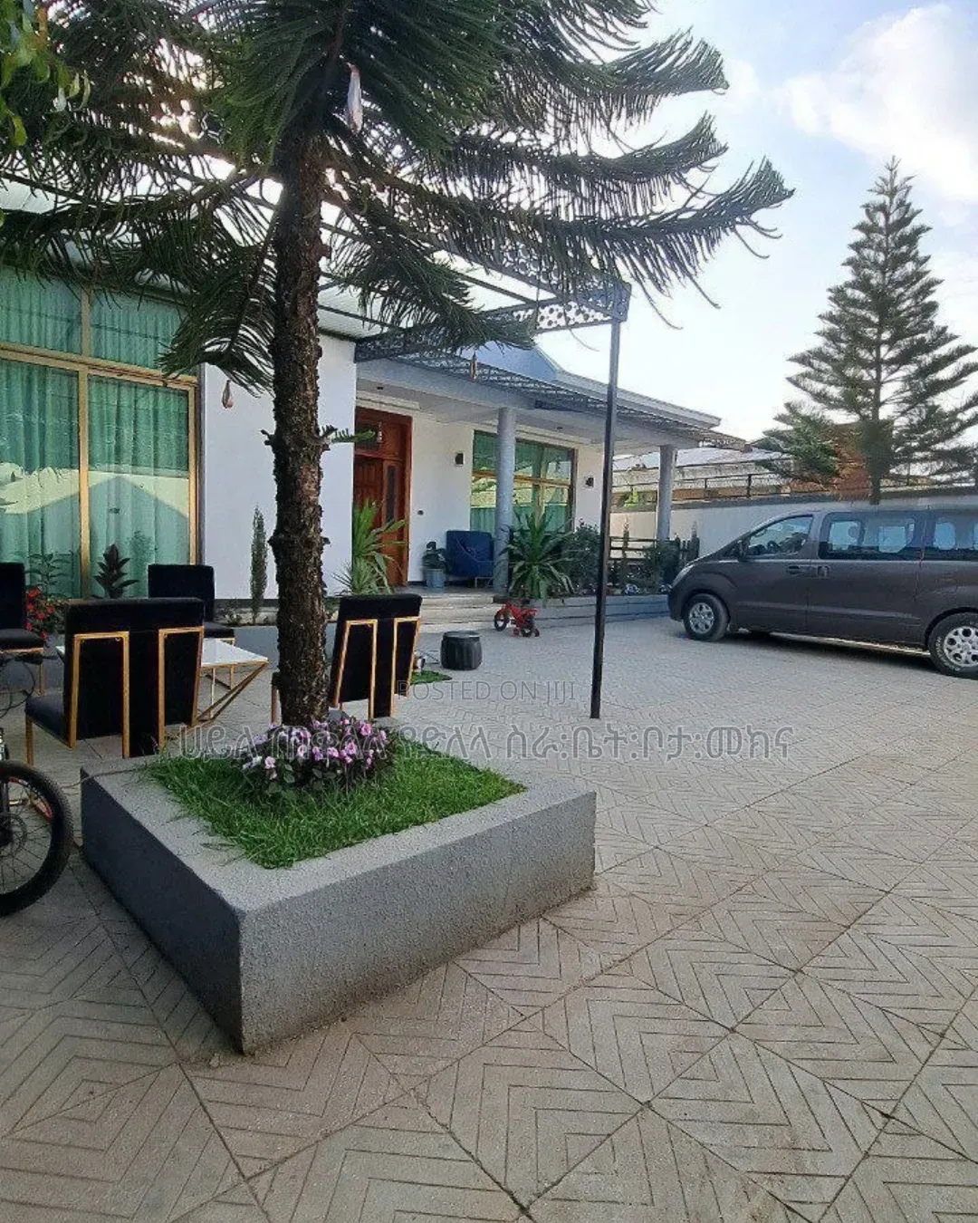 Furnished 6bdrm Villa in ለገጣፎ አባክሮስ ጀርባ, Oromia-Finfinne for sale