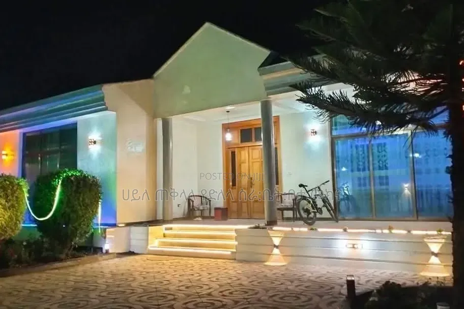 Furnished 6bdrm Villa in ለገጣፎ አባክሮስ ጀርባ, Oromia-Finfinne for sale