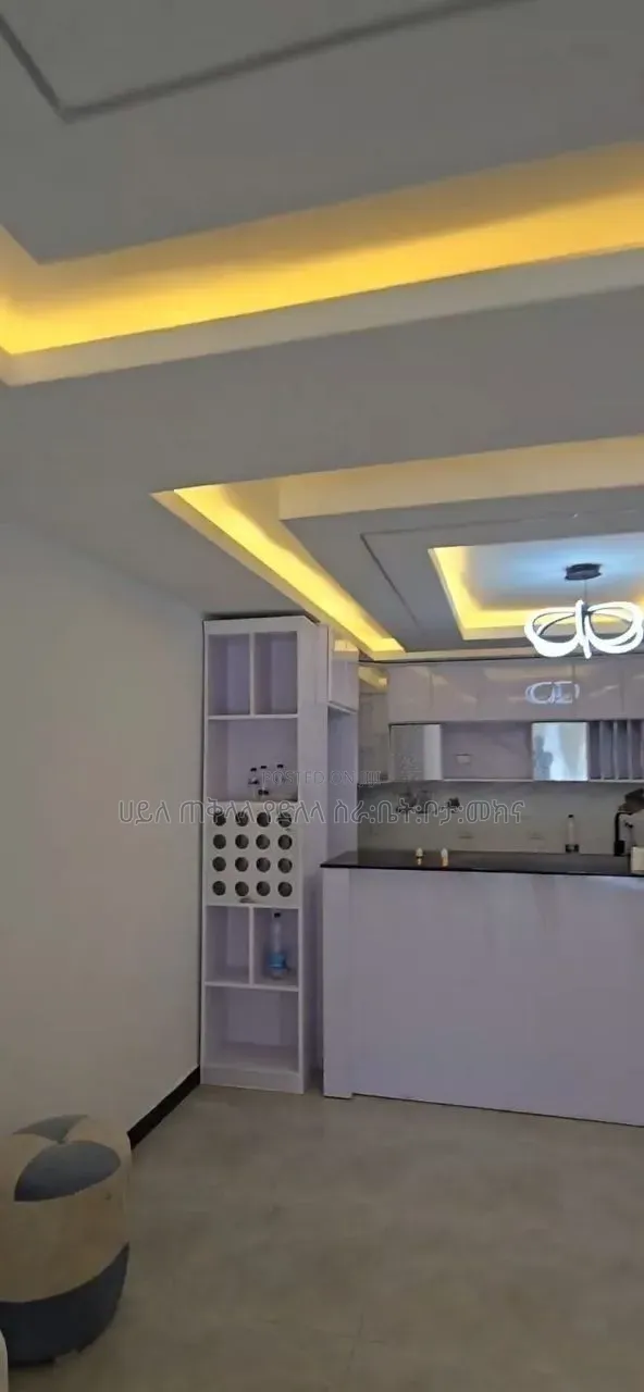 Furnished 6bdrm Townhouse/Terrace in አያት ዲያስፖራ, Yeka for sale