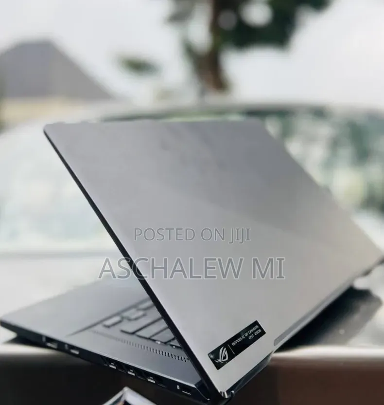 New Laptop Asus ROG Zephyrus M16 16GB Intel Core i7 SSD 512GB