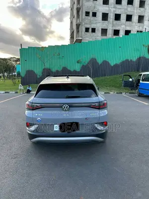 Volkswagen ID.4 2022 Gray