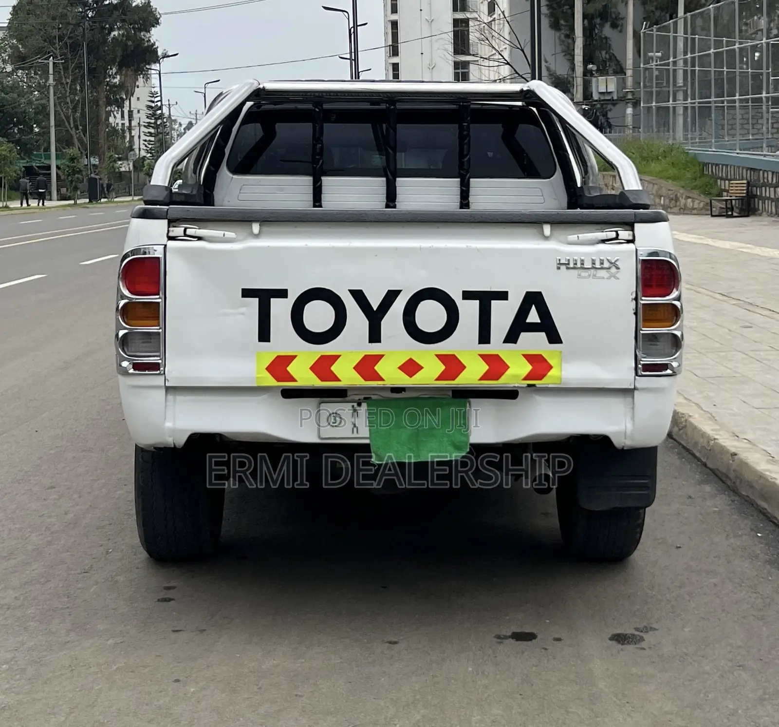 Toyota Hilux 2006 White