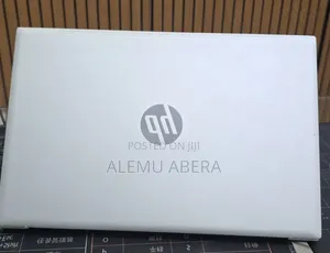 New Laptop HP Pavilion 13 8GB Intel Core i5 SSD 512GB