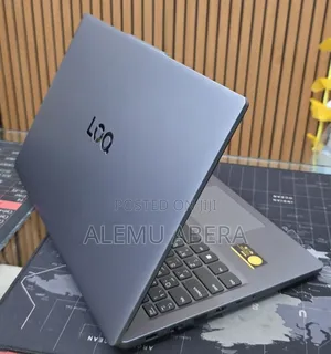 New Laptop Lenovo LOQ 15IRH8 12GB Intel Core i5 SSD 512GB