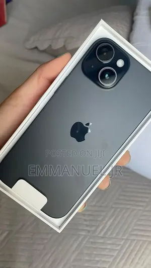 New Apple iPhone 15 256 GB Black