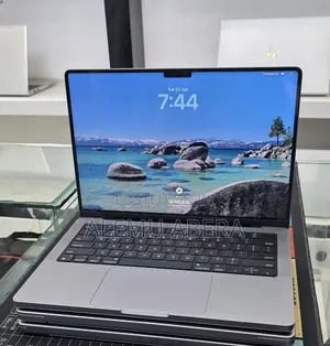 New Laptop Apple MacBook Pro 2021 M1 32GB Apple M1 Pro SSD 512GB
