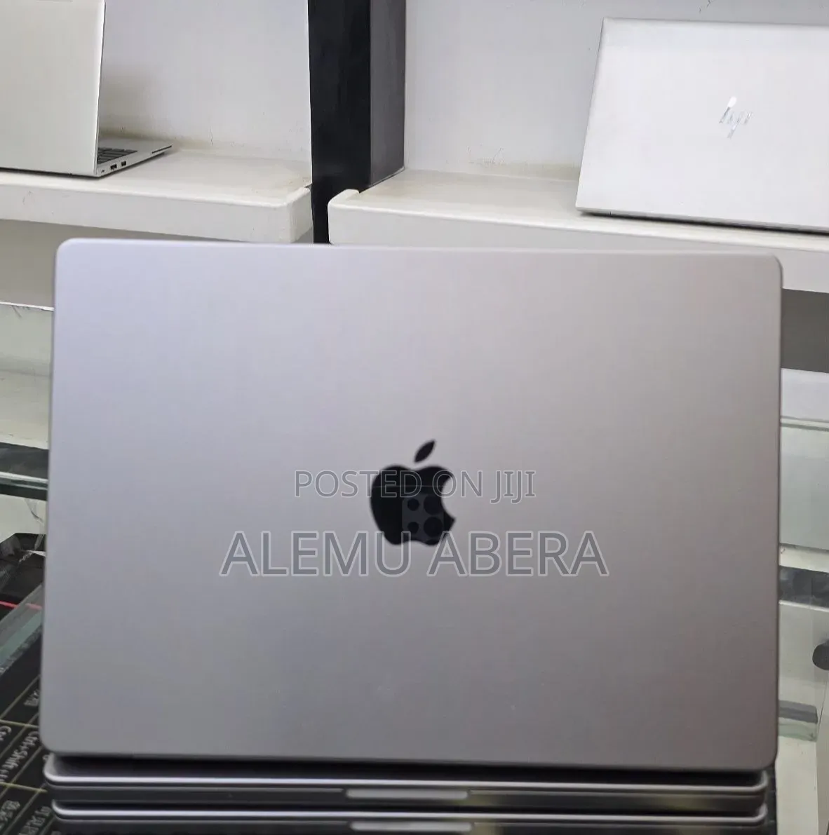 New Laptop Apple MacBook Pro 2021 M1 32GB Apple M1 Pro SSD 512GB