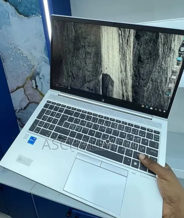 New Laptop HP EliteBook 850 G8 16GB Intel Core i5 SSD 512GB