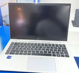 New Laptop HP EliteBook 840 G8 16GB Intel Core i7 SSD 512GB