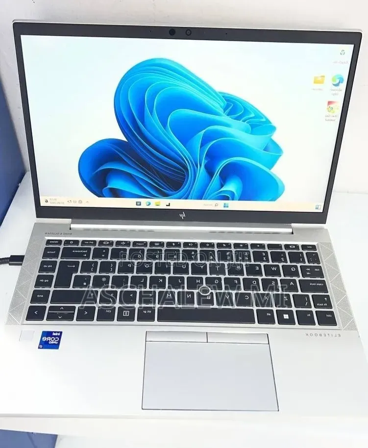 New Laptop HP EliteBook 840 G8 16GB Intel Core i7 SSD 512GB