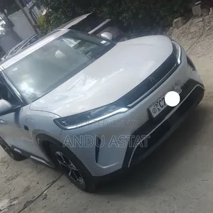 BYD Yuan Up 2025 Silver