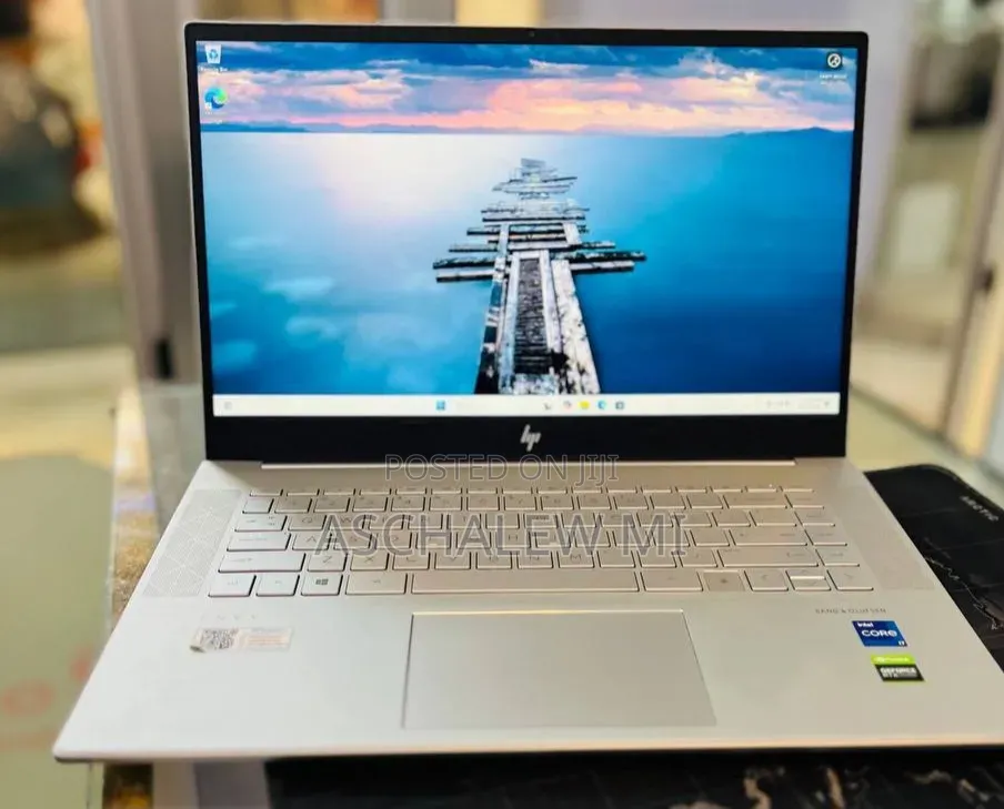 New Laptop HP Envy 15 16GB Intel Core i7 SSD 512GB