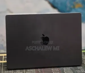 New Laptop Apple MacBook Pro 2023 M3 Pro 16GB Apple M3 Pro SSD 512GB