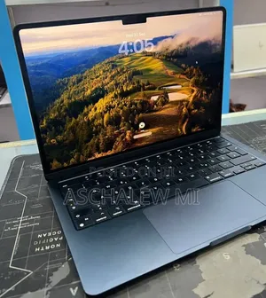 New Laptop Apple MacBook Air 2022 M2 16GB Apple M2 SSD 512GB