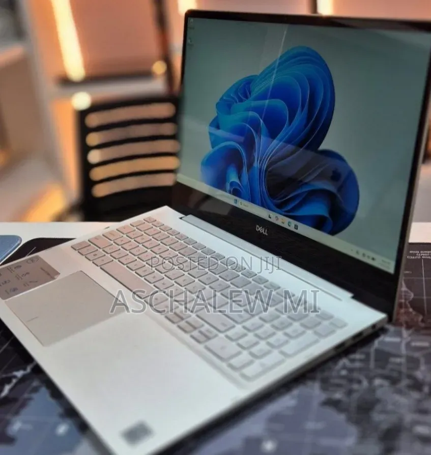 New Laptop Dell Inspiron 15 16GB Intel Core i5 SSD 256GB