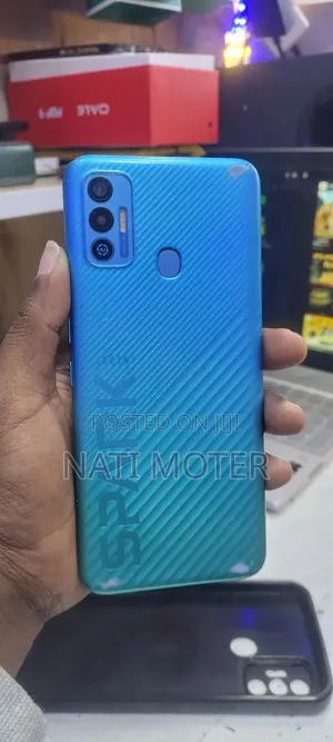 Tecno Spark 7 64 GB Blue