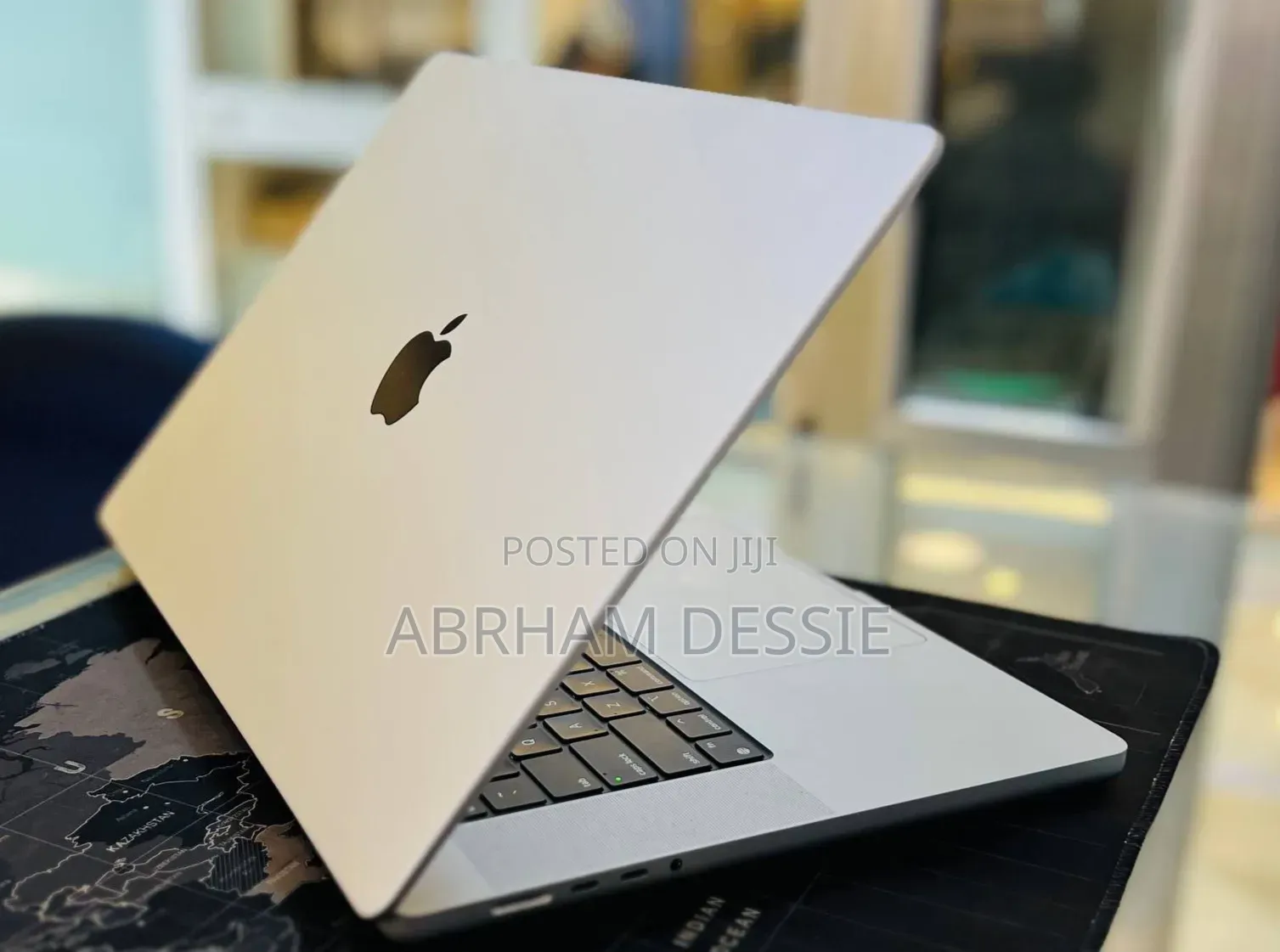 New Laptop Apple MacBook Pro 2021 M1 32GB Apple M1 Max SSD 1T