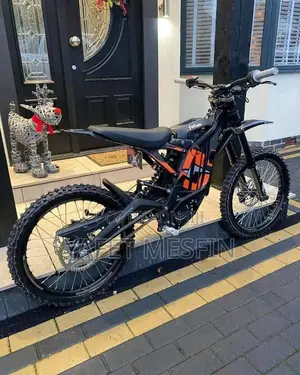 Motorcycle 1999