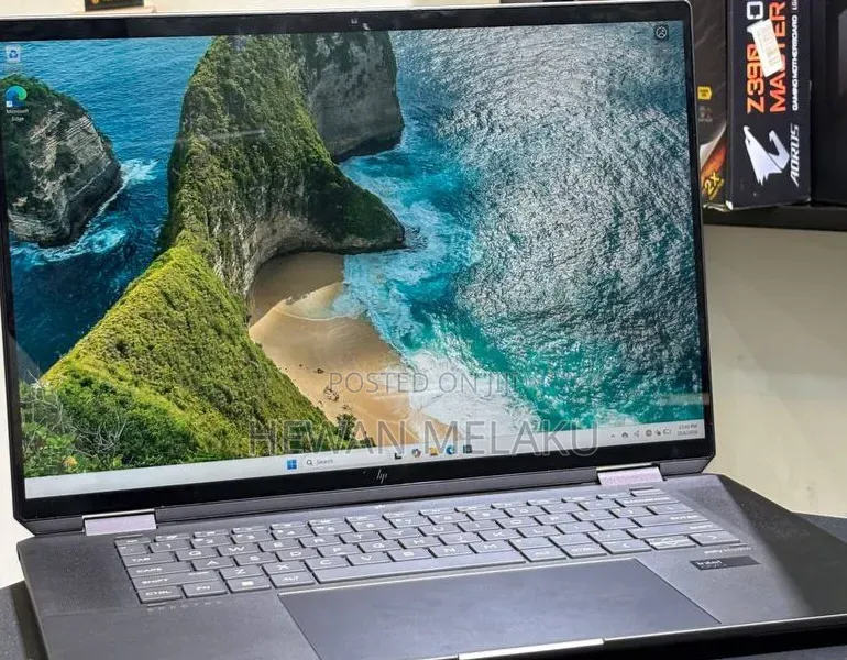 New Laptop HP Spectre X360 16GB Intel Core Ultra 7 SSD 1T
