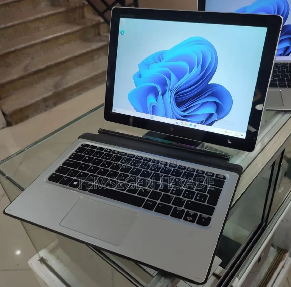 New Laptop HP X2 8GB Intel Core i5 SSD 128GB