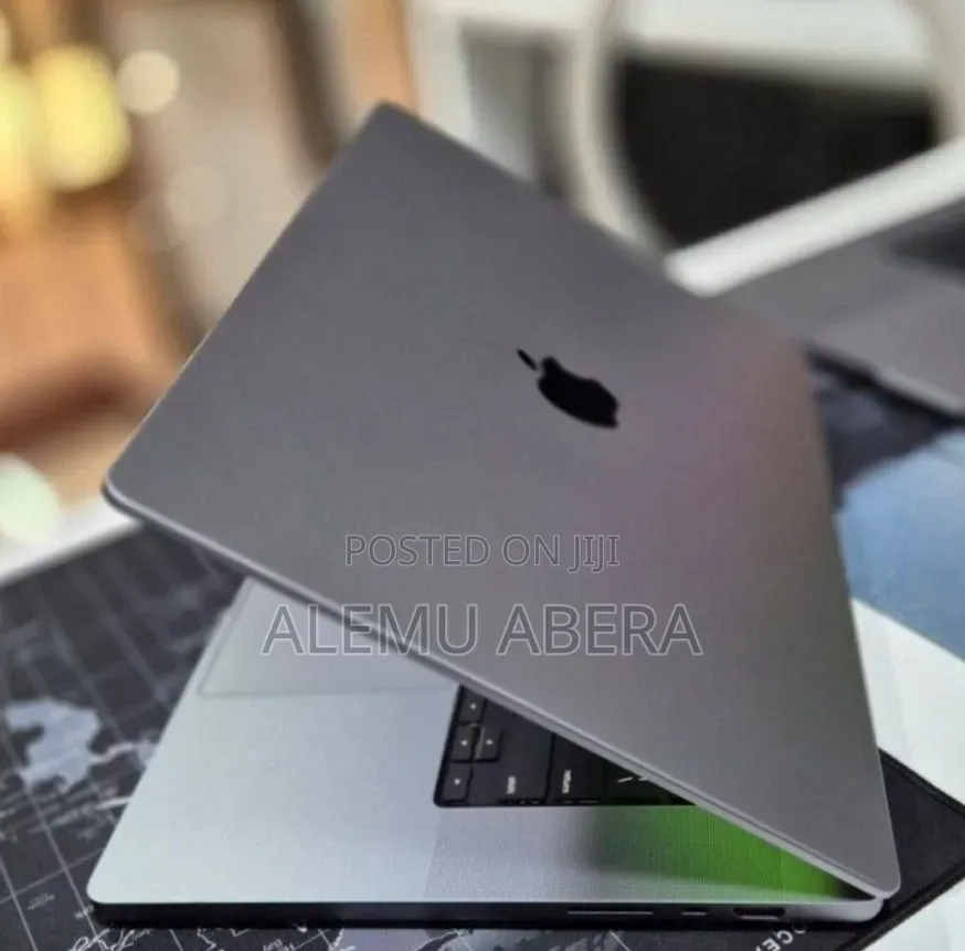 New Laptop Apple MacBook Pro 2021 M1 32GB Apple M1 Pro SSD 512GB