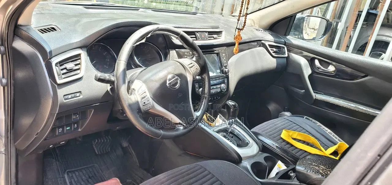 Nissan Qashqai 2016 Silver