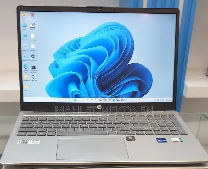 New Laptop HP Stream Notebook 16GB Intel Core i7 SSD 512GB