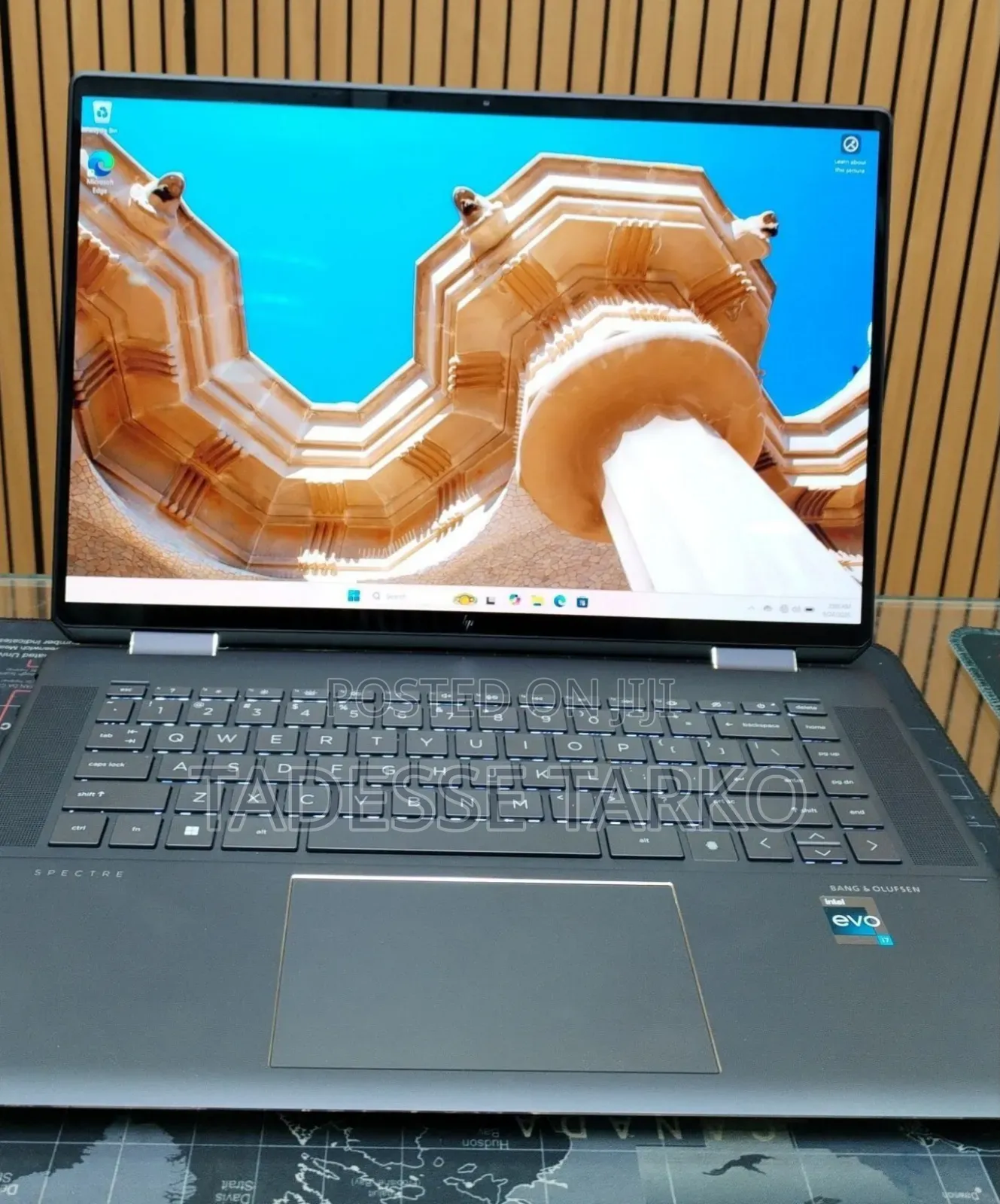 New Laptop HP Spectra 13 16GB Intel Core i7 SSD 512GB