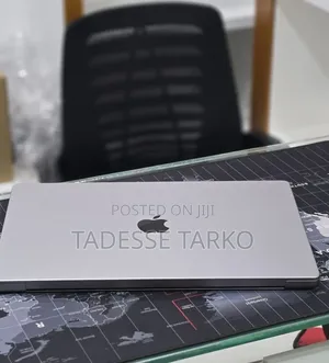New Laptop Apple MacBook Pro 2023 M2 16GB Apple M2 SSD 1T