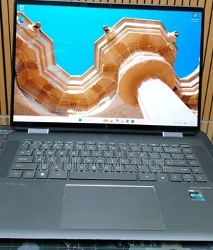 New Laptop HP Spectra 13 16GB Intel Core i7 SSD 512GB