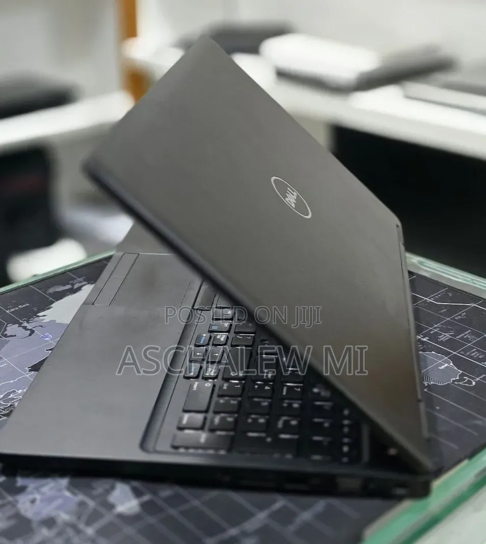 New Laptop Dell Latitude 5310 8GB Intel Core i7 SSD 256GB