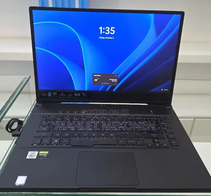 New Laptop Asus ROG Zephyrus G15 16GB Intel Core i7 SSD 512GB