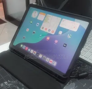 New Apple iPad Air 64 GB