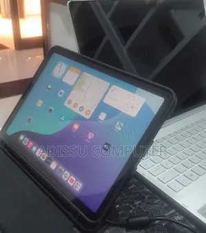New Apple iPad Air 64 GB