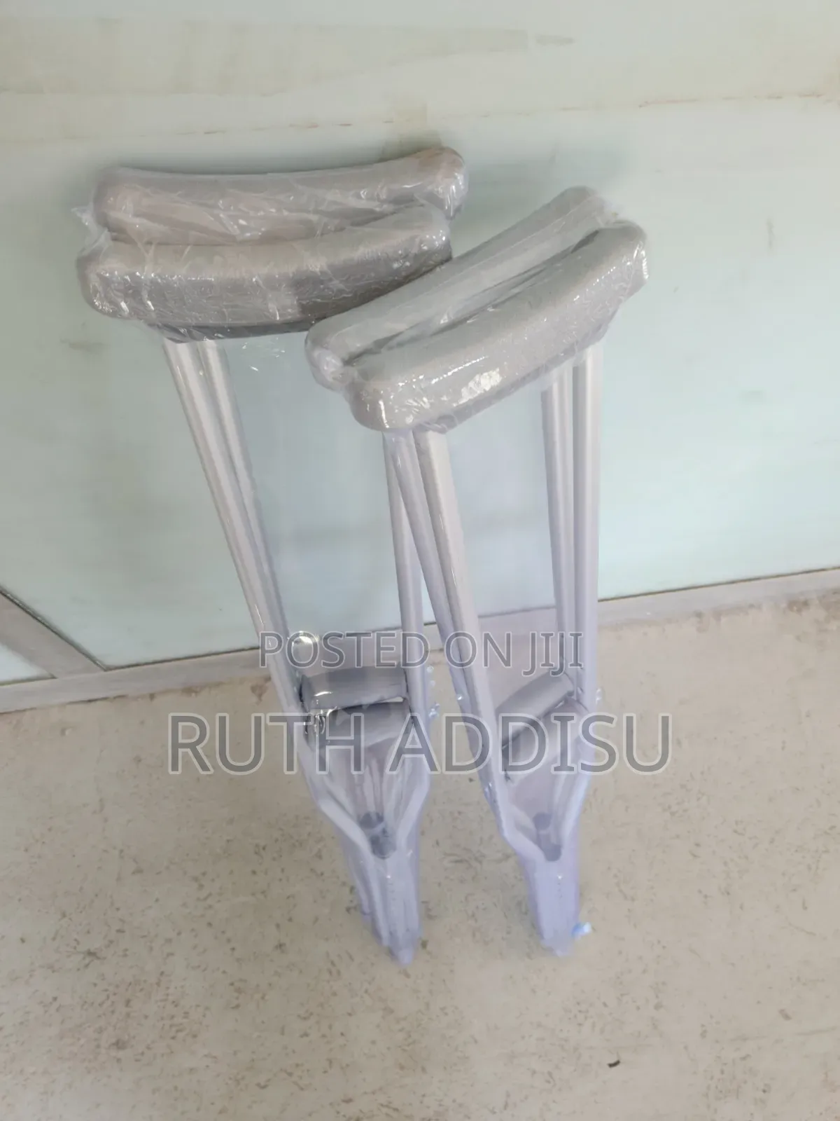 Axillary Adjustable Crutches煞氣axillary Crutches存活axillary Crutches New