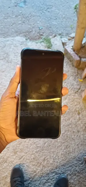 Mobile Phone 128 GB Black