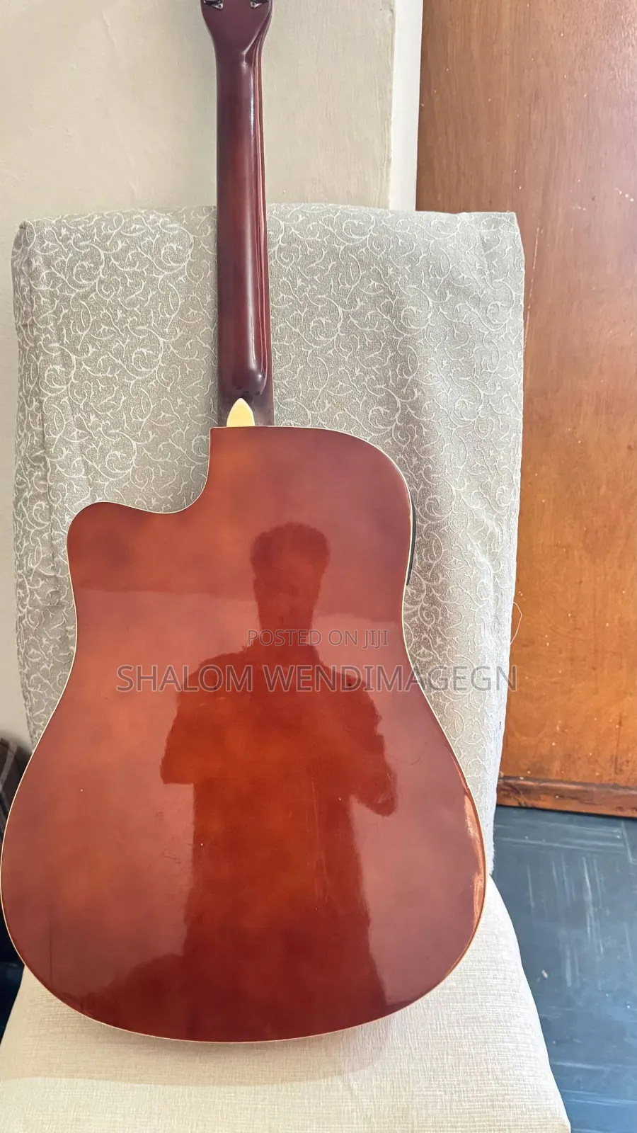 Yamaha Fq-6000 Semi Acoustic Guitar