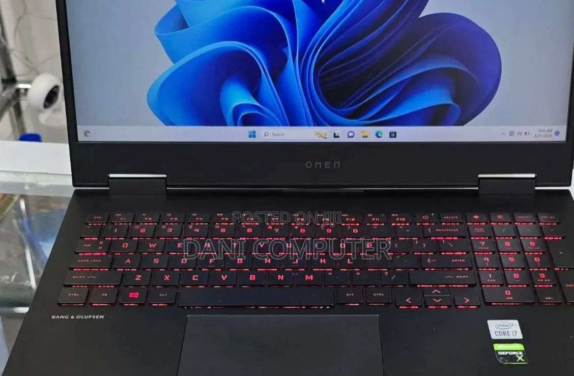 New Laptop HP Omen 15 16GB Intel Core i7 SSD 512GB