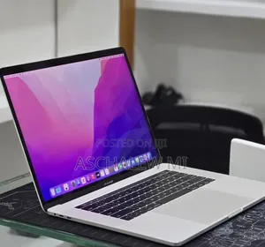 New Laptop Apple MacBook Pro 2017 16GB Intel Core i7 SSD 512GB