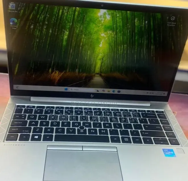 New Laptop HP EliteBook 840 G8 16GB Intel Core i5 SSD 512GB
