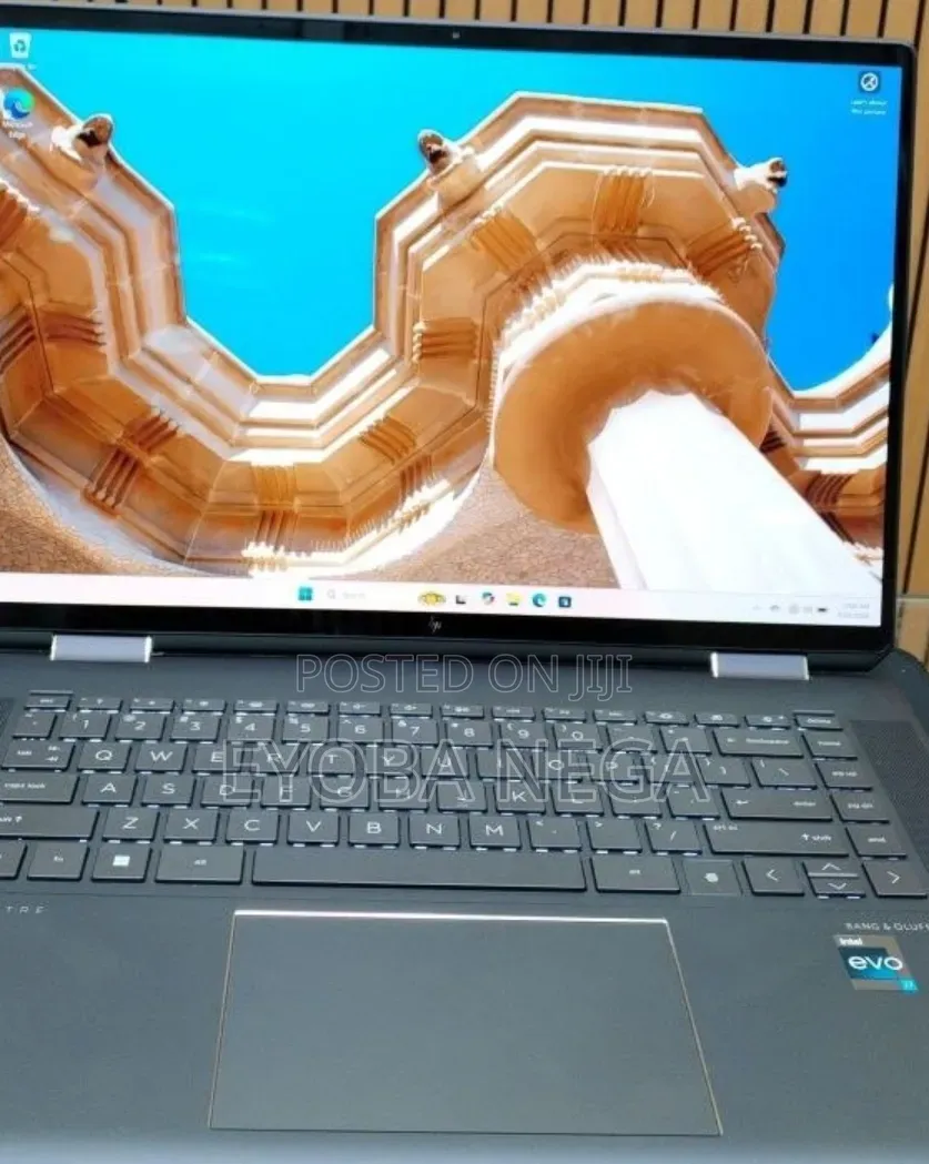 New Laptop HP Spectre 16GB Intel Core i7 SSD 512GB