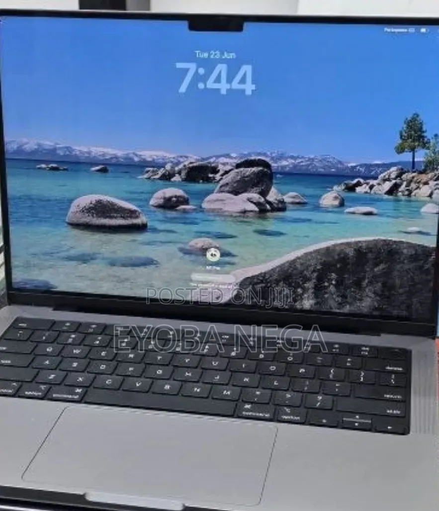 New Laptop Apple MacBook Pro 2021 M1 32GB Apple M1 SSD 512GB