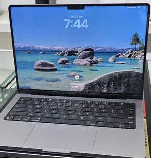 New Laptop Apple MacBook Pro 2021 M1 32GB Apple M1 Pro SSD 512GB
