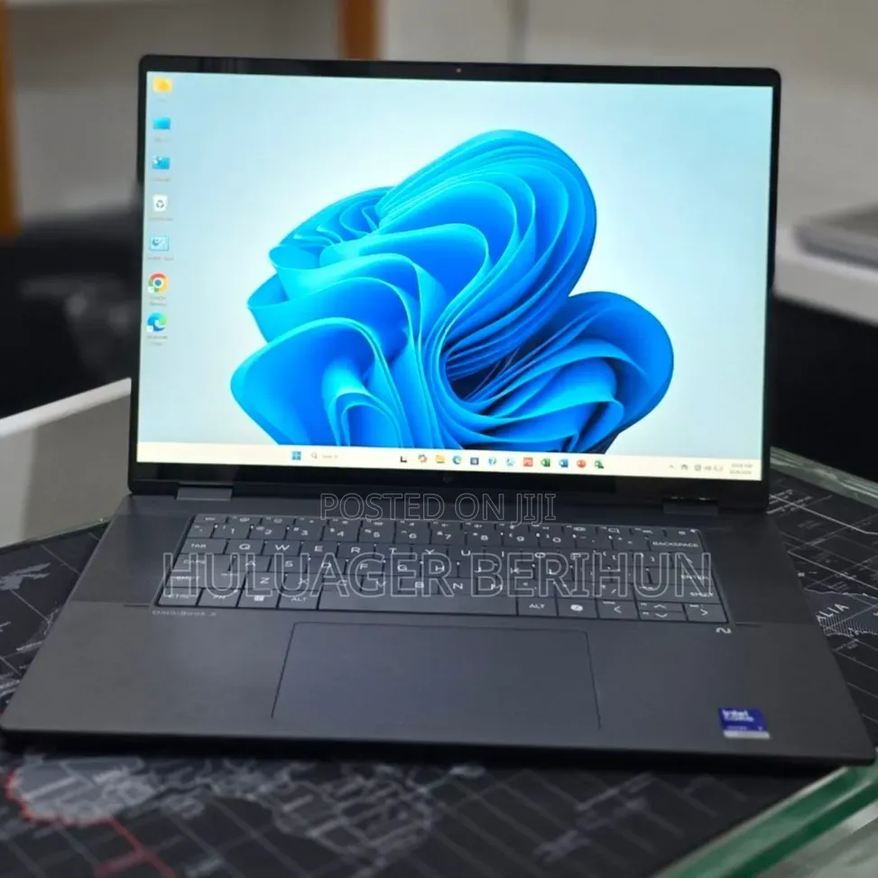 New Laptop HP OmniBook X Flip 16" 16GB Intel Core Ultra 7 SSD 1T