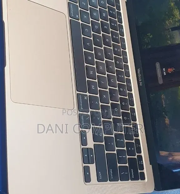 New Laptop Apple MacBook Air 2020 M1 8GB Apple M1 SSD 256GB