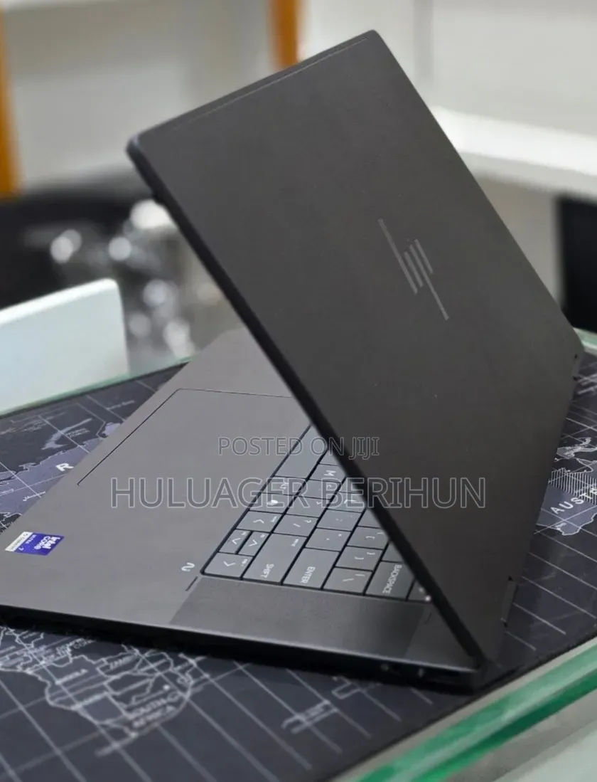 New Laptop HP OmniBook X Flip 16" 16GB Intel Core Ultra 7 SSD 1T