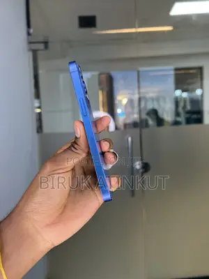 New Apple iPhone 13 128 GB Blue