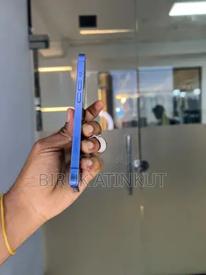 New Apple iPhone 13 128 GB Blue